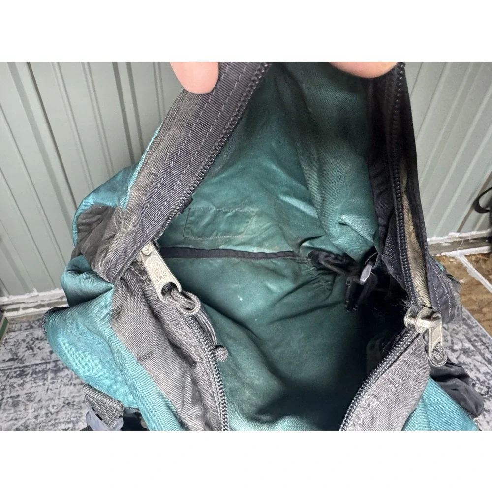 Vintage Gregory Hiking Backpack Internal Frame Green M
